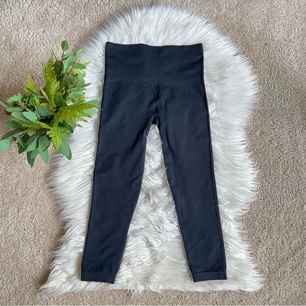 SPANX Blue Cropped Leggings